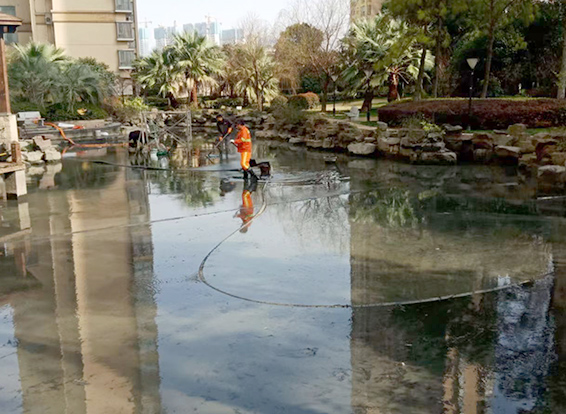 硚口景观池淤泥清理